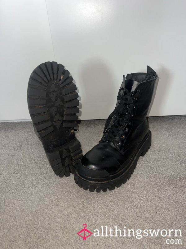 Black Laced Up Leather Boots