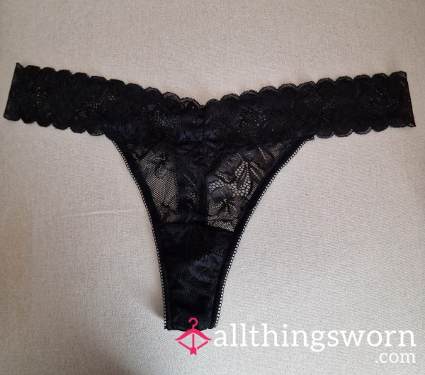 Black Lacey Thong 🫦🤤