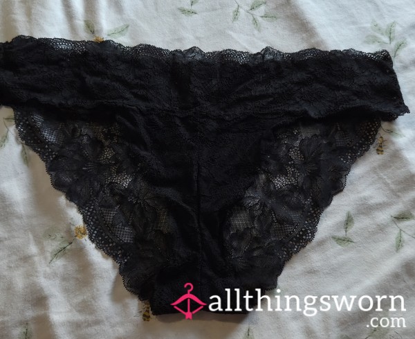 Black Lacy Knickers