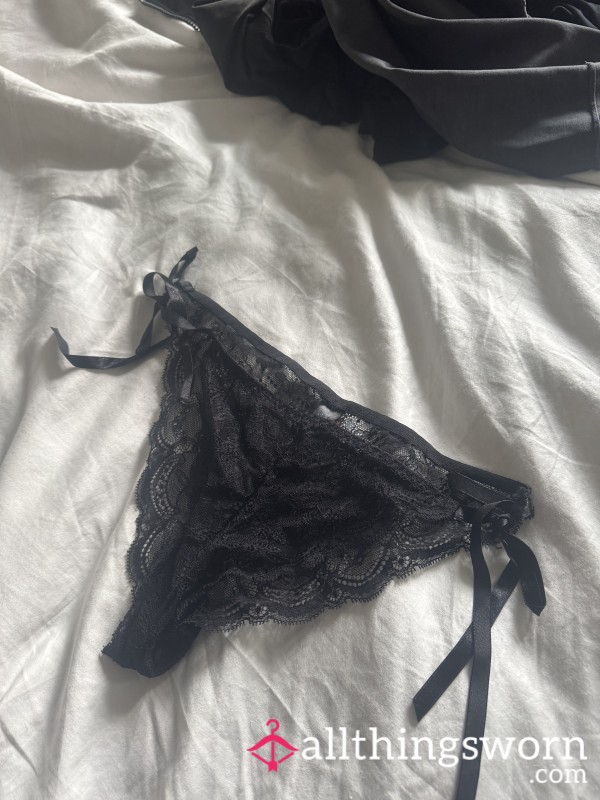 Black Lacy Pants🖤