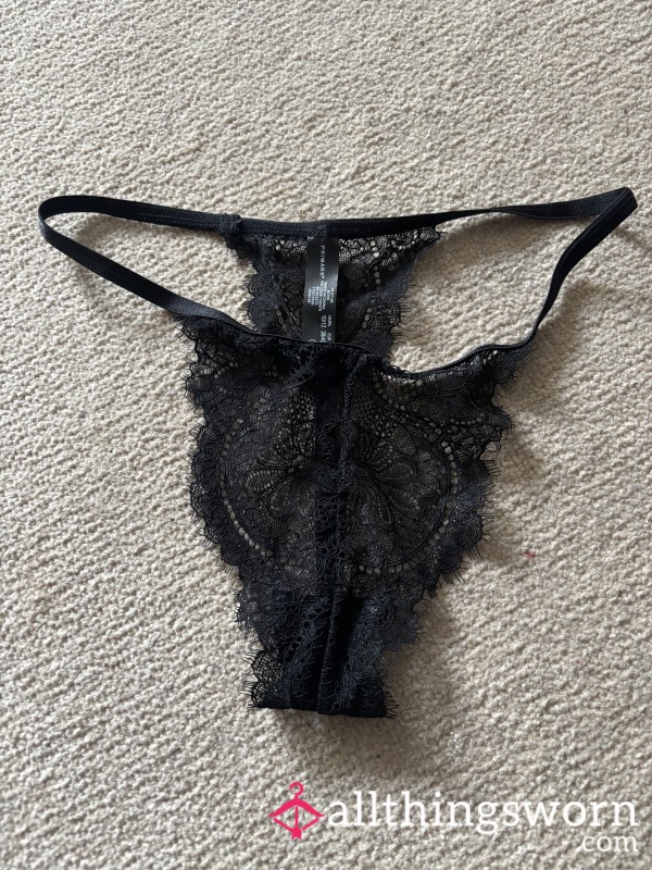 Black Lacy Thongs 💦