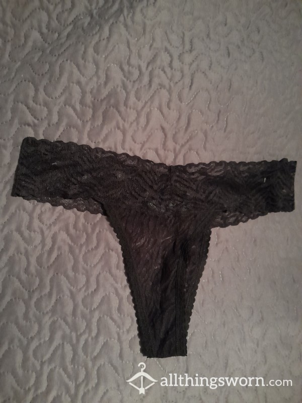 ❣️Black Lacy Thongs.❣️