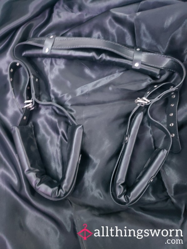 Black Leather Leg Restraints