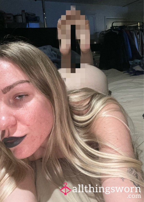 Black Lipstick Photo Set