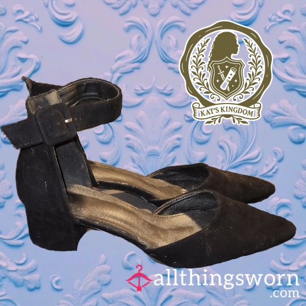 Black Low Heel Pointed Toe Ankle Strap Office Shoes | Size 9