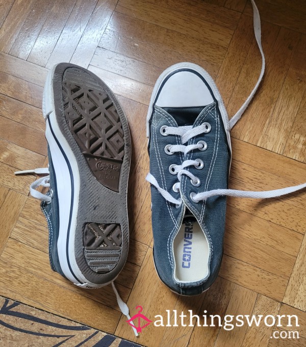 Black Low Top Converse