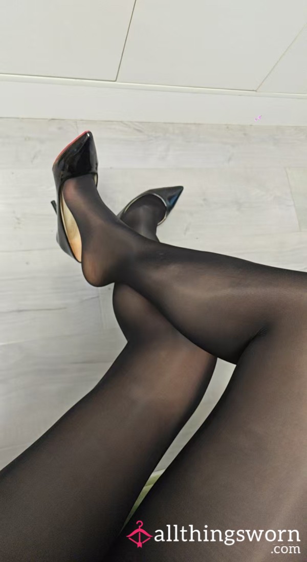 Black Matte Pantyhose | Smooth Opaque Tights | Cla**ic Elegance