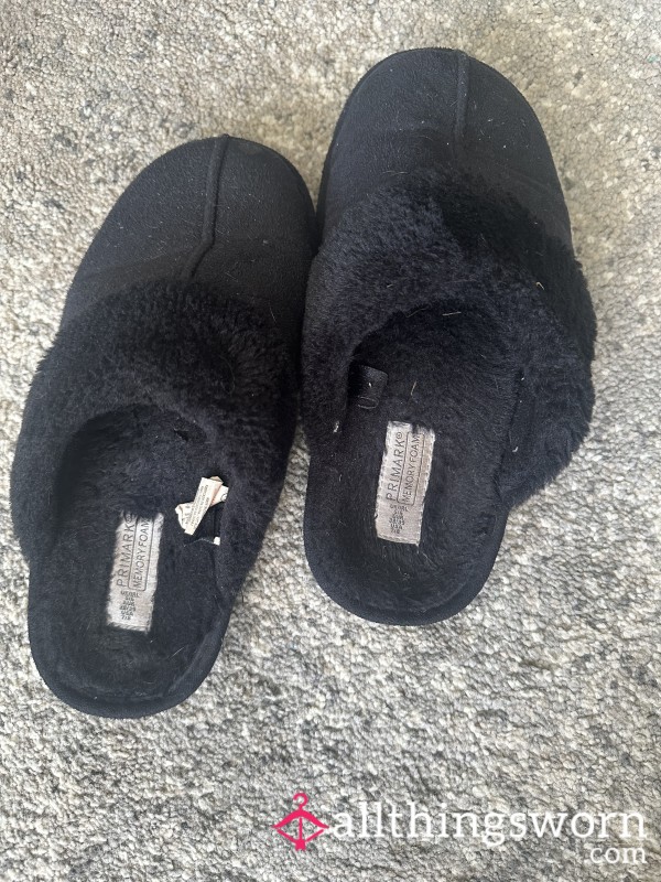 Black Memory Foam Slippers