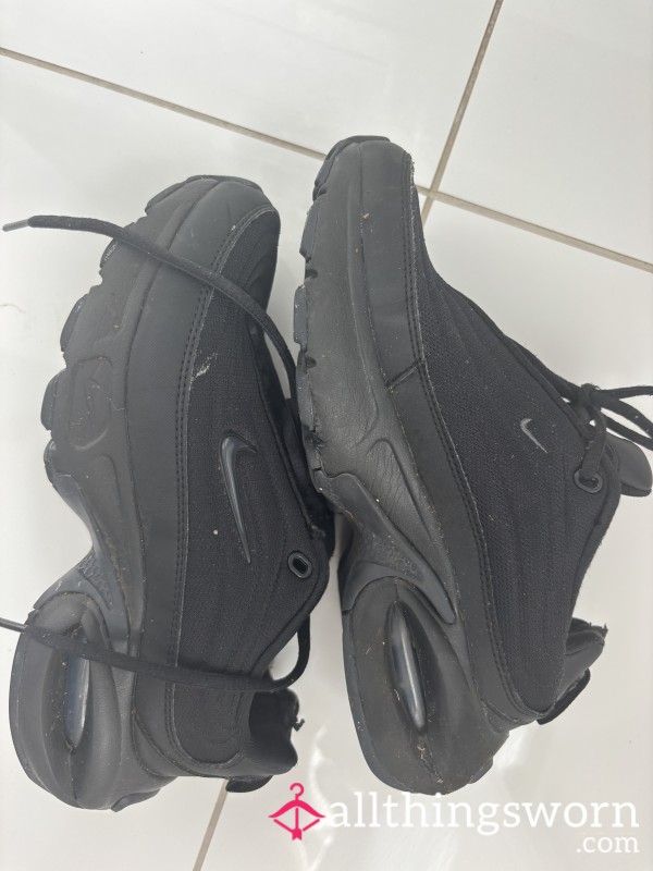Black Nike Airmax  270