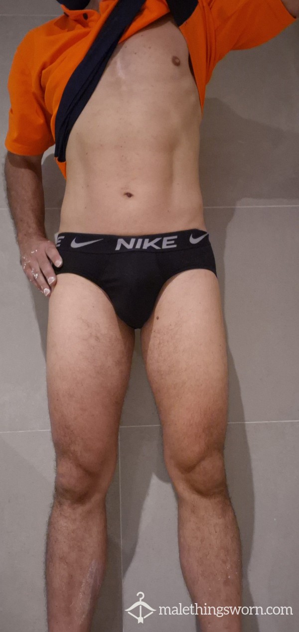 Black Nike Briegs
