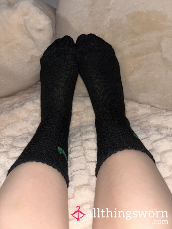 Black Nike Crew Socks In Youth