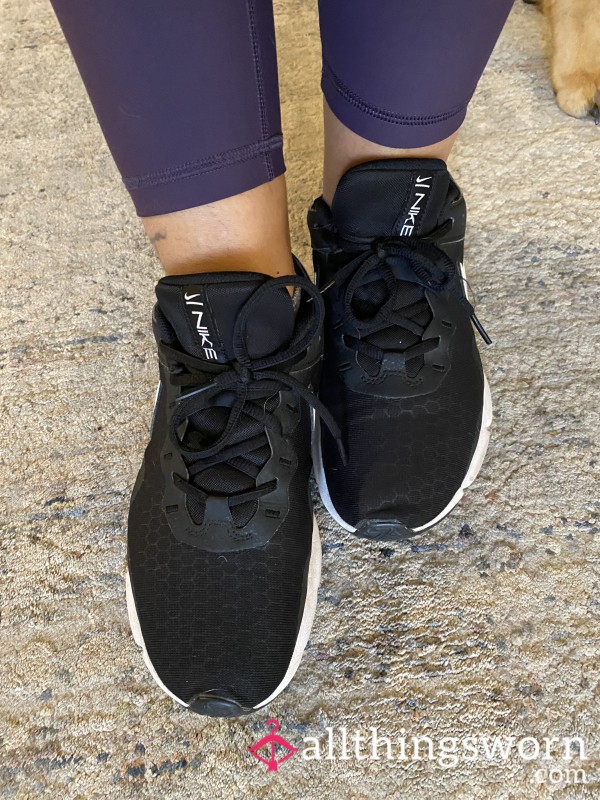 Black Nike Sneakers