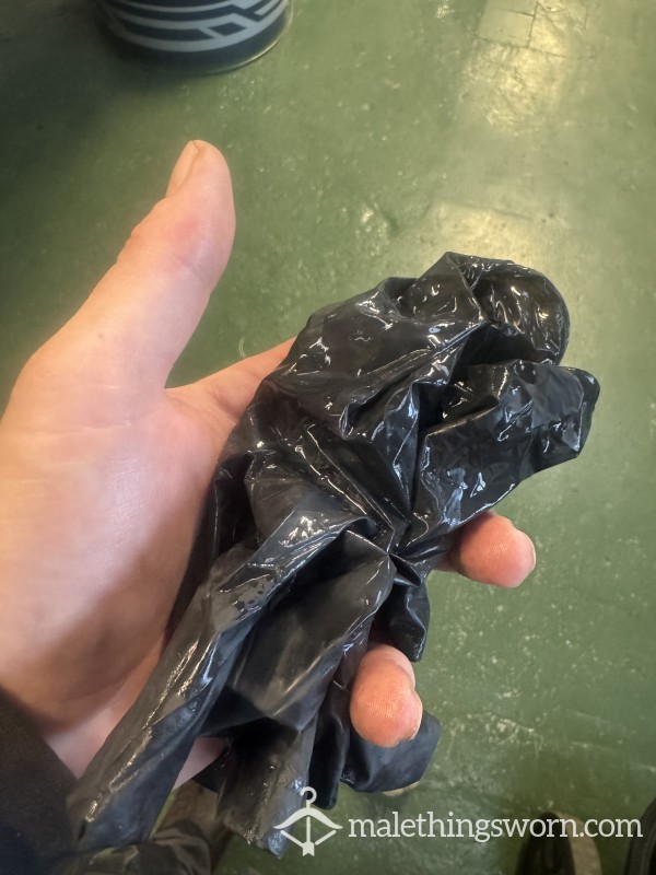 Black Nitrile Gloves