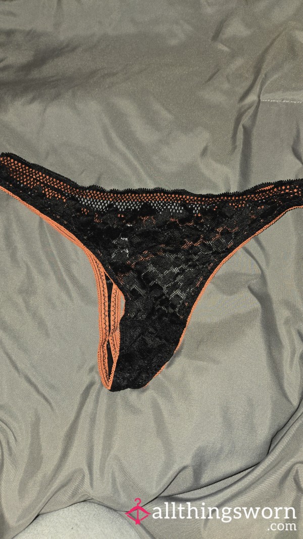 🧡 Black & Orange Cheetah Thongs 🧡