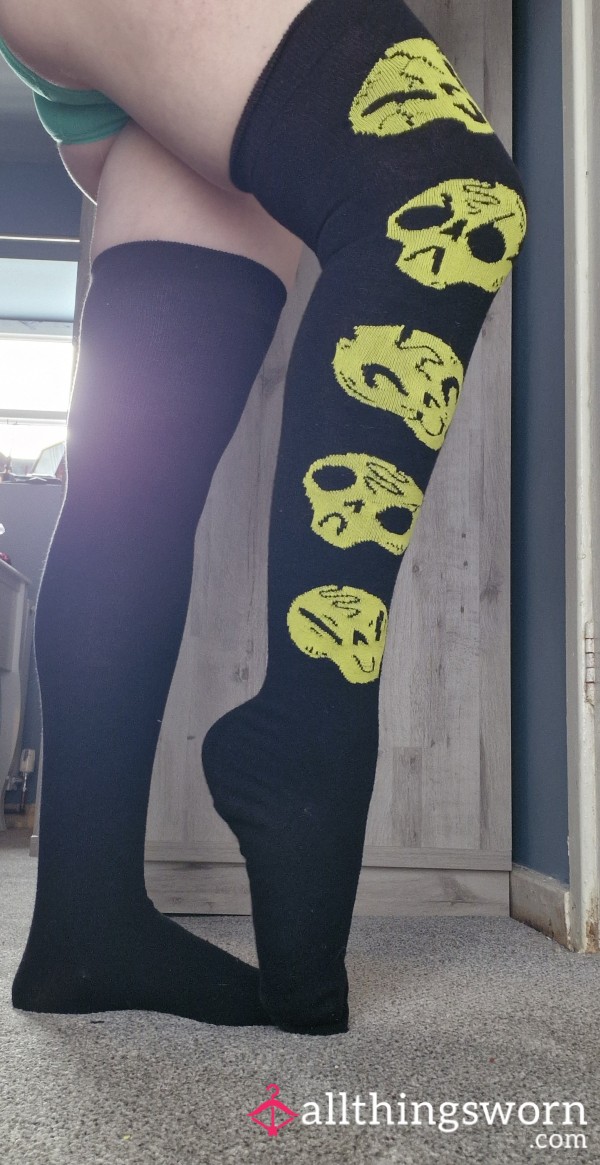 Black Over-knees With Cute Yellow Skulls