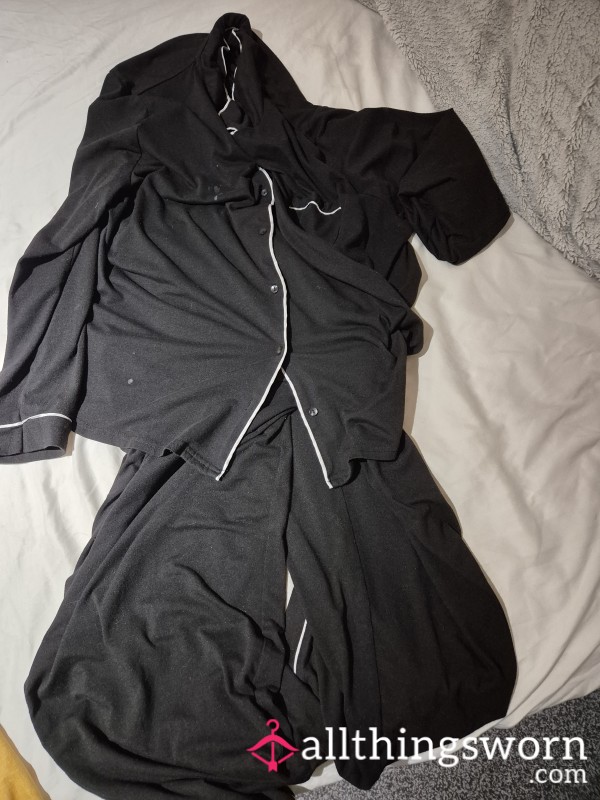 Black Pajamas Set