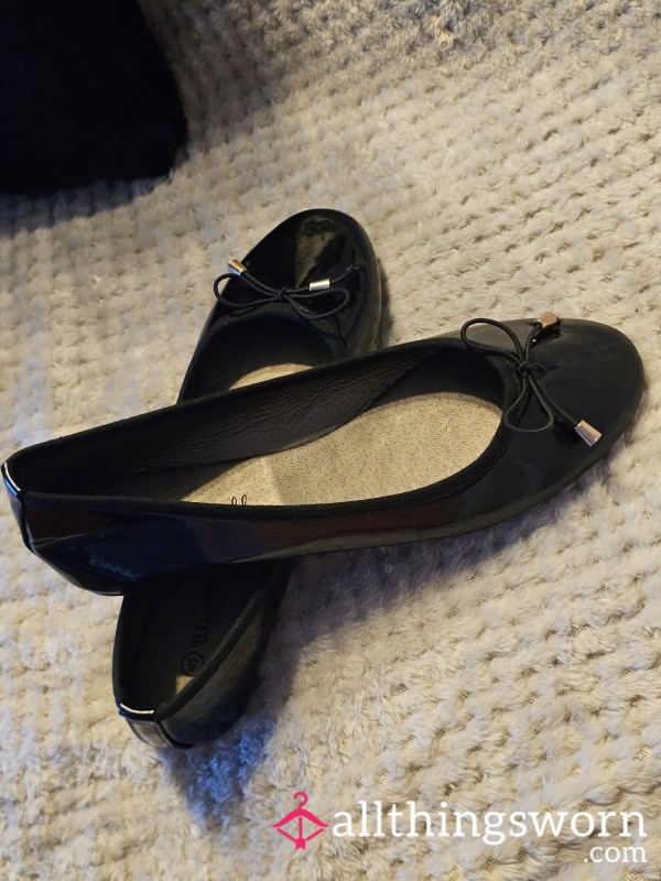 Black Patent Ballet Flats: Forever The Stinky Little Shoe 😈👣