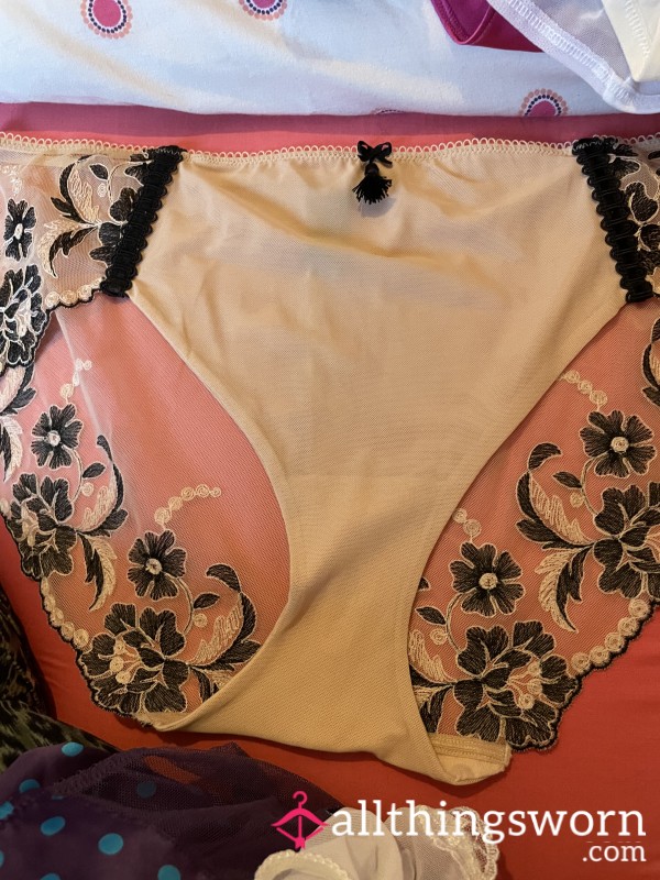 Black & Peach Lace Knickers