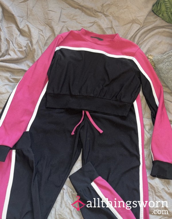 🩷🖤 Black & Pink 2 Piece Lounge Set — Crop Top And Pants 🖤🩷