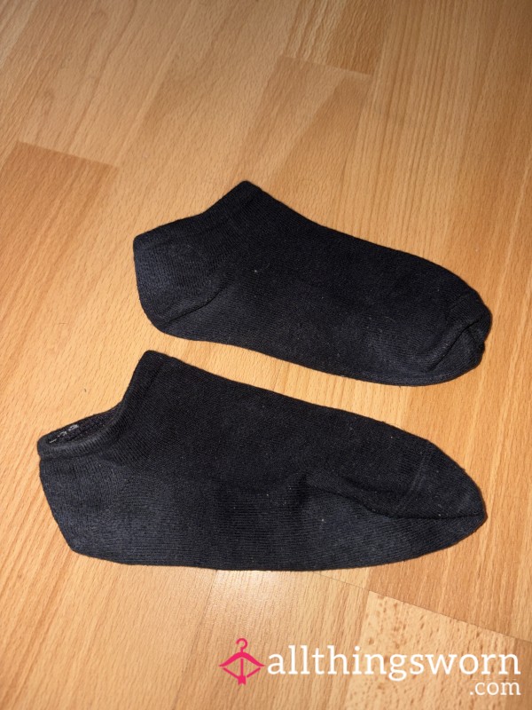 Black Plain Trainer Socks