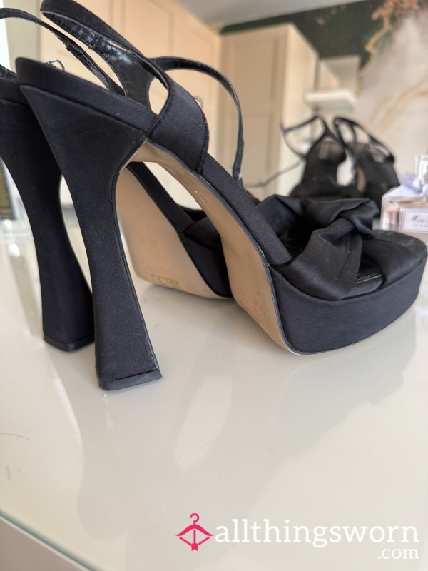 Black Platforms