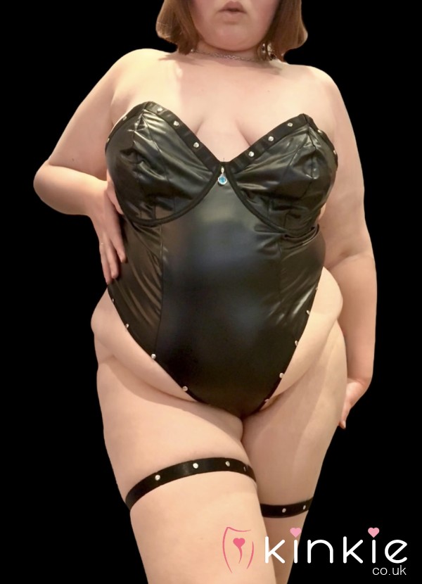 ⛓️‍💥 Black PU Leather Plus Size Bodysuit With G-string And Studded Garters ⛓️‍💥