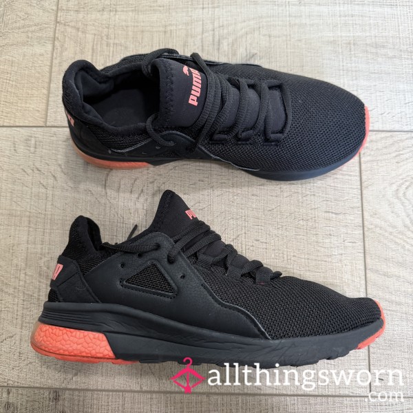 Black Puma Gym Sneakers
