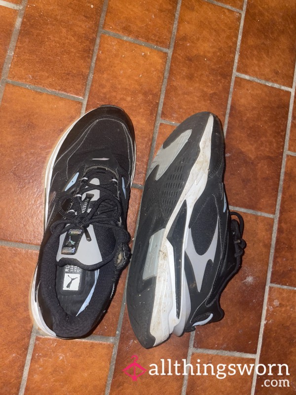 👟 Black Puma Sneakers 👟