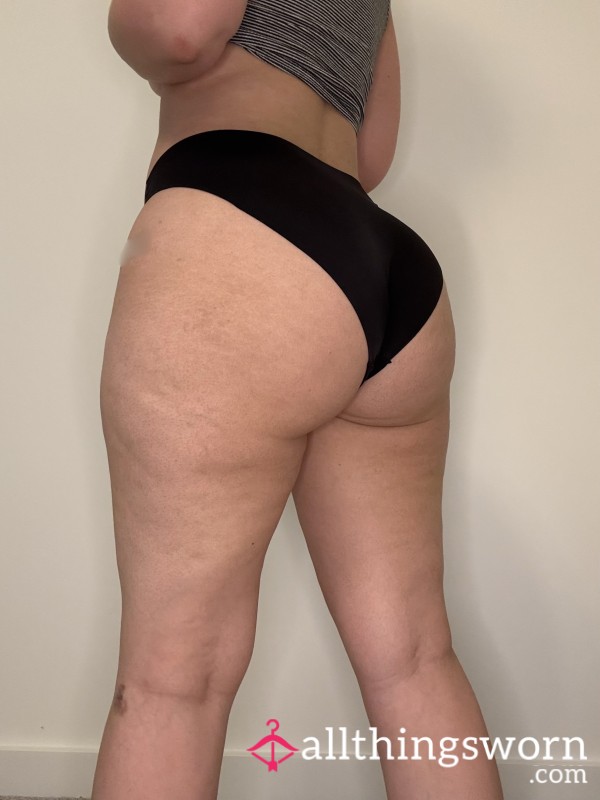 Black Seamless Hip Hugger Panty (Medium)