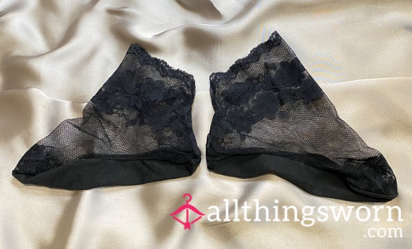 Black Sheer Flor*l Lace Ankle Socks Embroidered Flower Detail Frill Edge