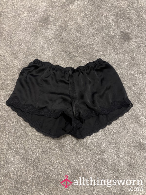 Black Silk/satin Pyjama Shorts With Lace Edges 🖤