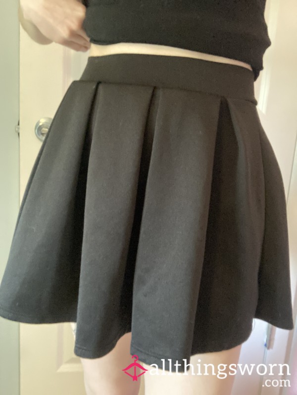 Black Sk*ter Skirt