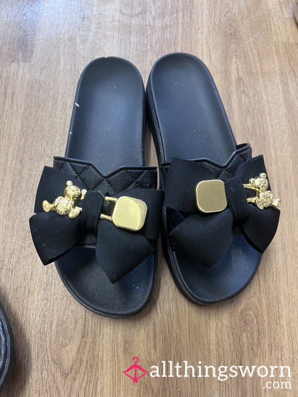Black Sliders Sandals