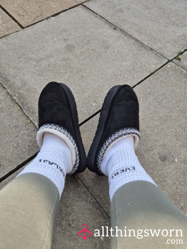 Black Slippers