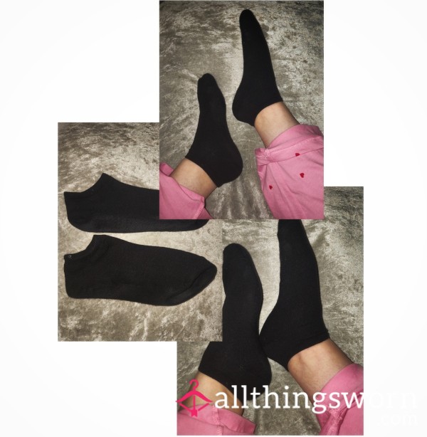 4Days Wear Smelly Work Socks 🖤