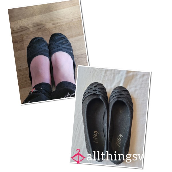 Black Smelly Worn Flats