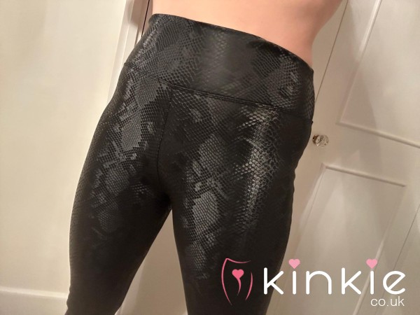 BLACK SNAKESKIN LEGGINGS WORN FOR 48 HOURS 5 STAR ⭐️ ⭐️⭐️⭐️⭐️ REVIEWS