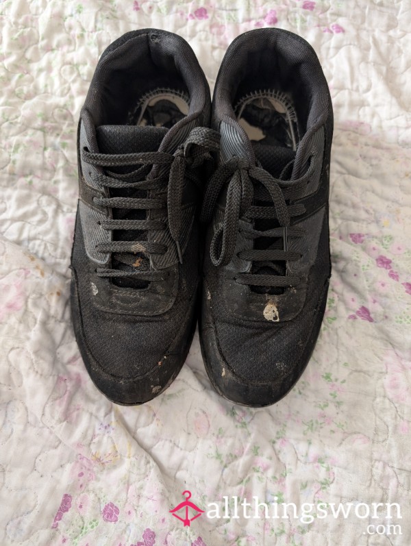 Black Sneakers I've Worn For The Last Year