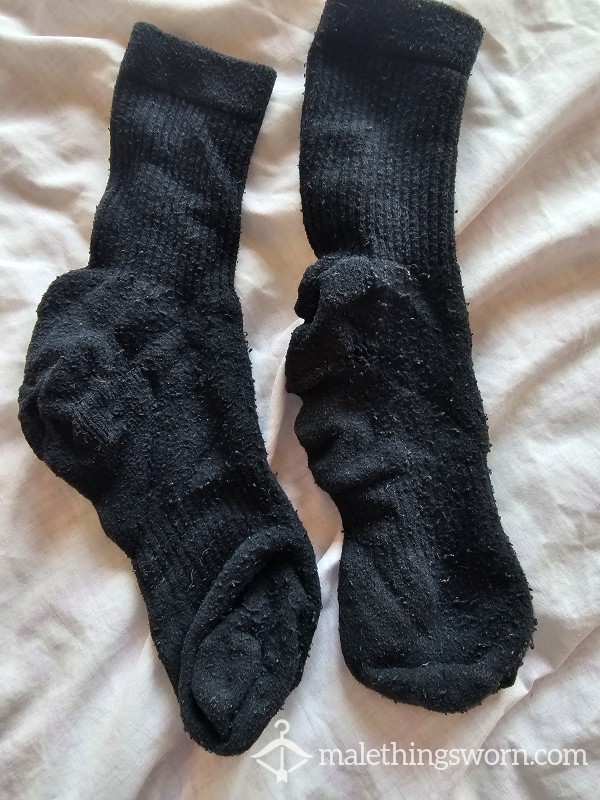 BLACK SOCKS