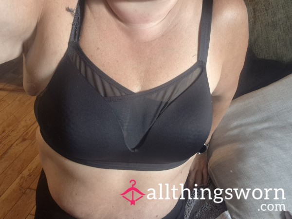 Black Sports Bra