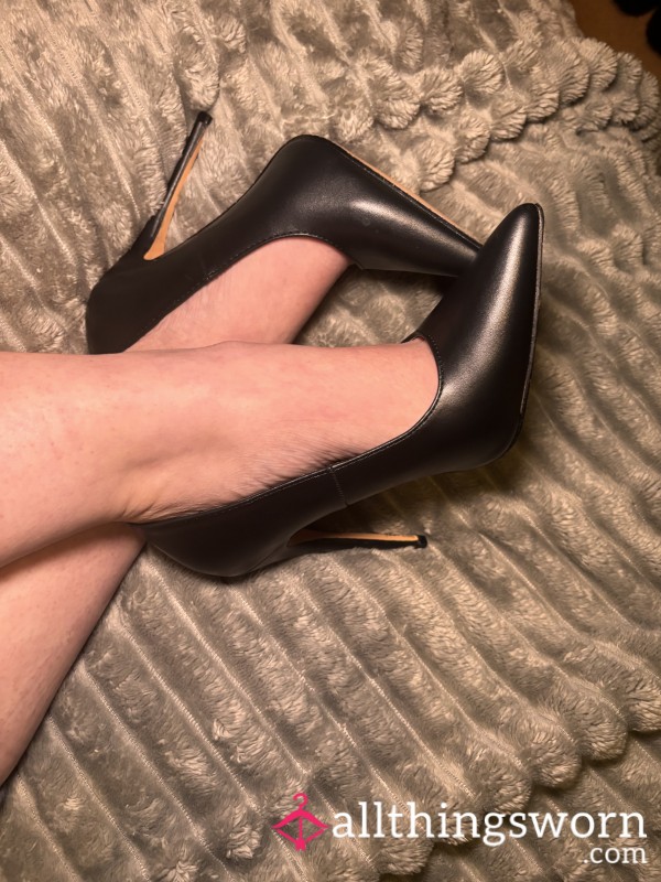 Black Stiletto Pictures