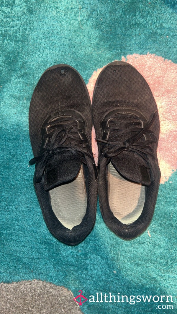 Black Stinky Nike Shoes