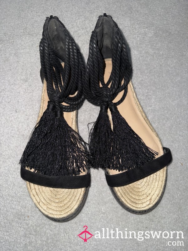 Black Suede Ta**el Sandals | Size 5 | Holiday Worn