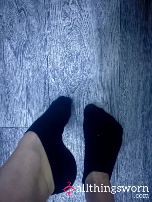 Worn 12 Hrs Black Sweaty Socks From Hard Session At The Gym And Dance Cla** 😜