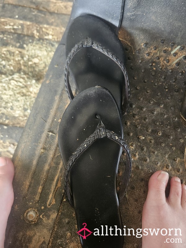 Black Thin Flip Flops