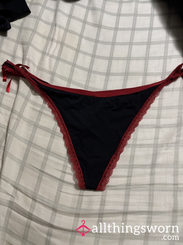 Black Thong With Red Trim💋