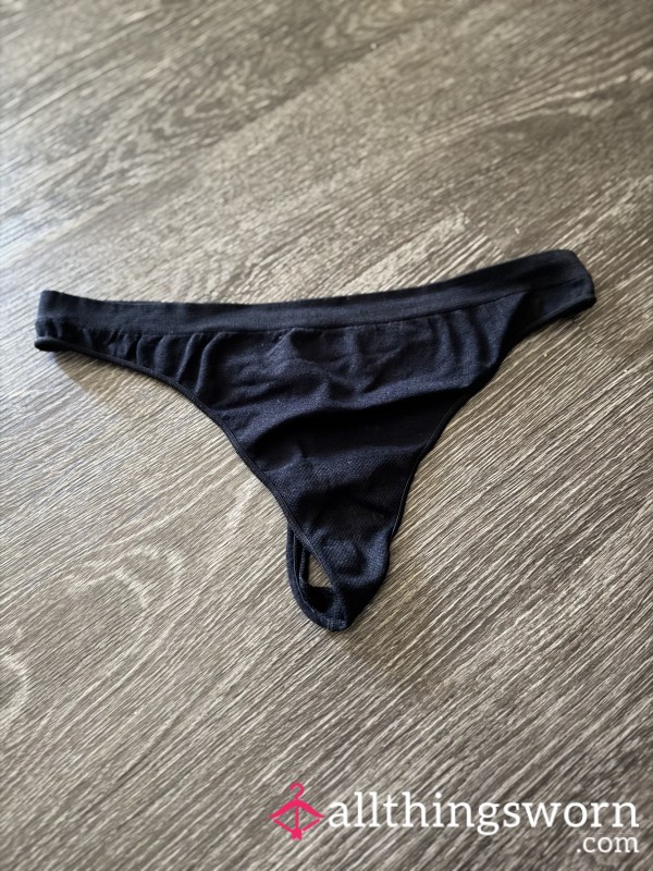 Black Thong – Worn & Read