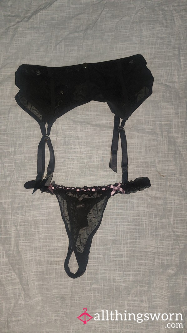 Black Tights Size 10 Well Worn Panties And Suspender Belt