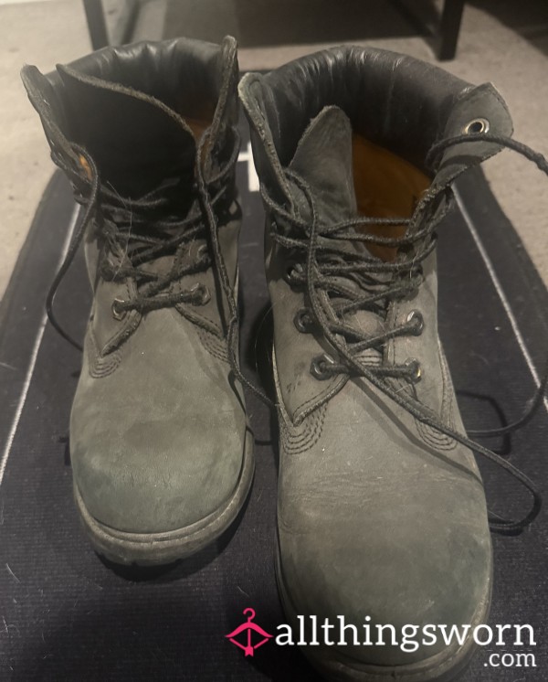 Black Timberlands