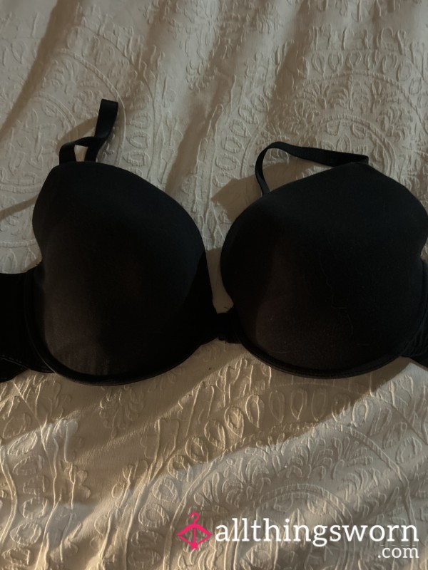Black Tshirt Bra Used